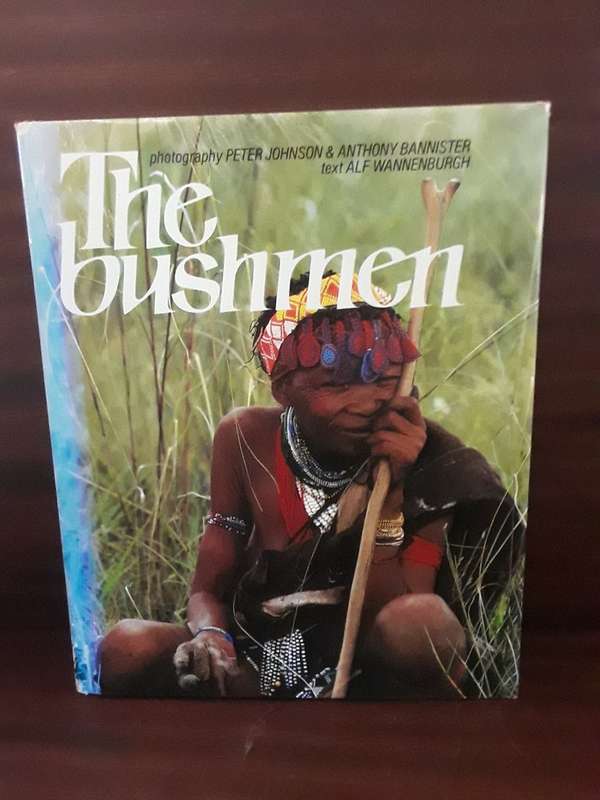Books :  The Bushmen. by Wannenburgh, Peter Johnson.