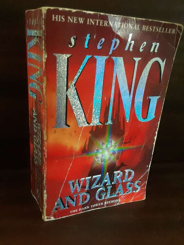 Books : Wizard and Glass by Stephen King