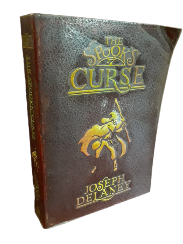 Books :  The Spook`s Curse by Joseph Delaney
