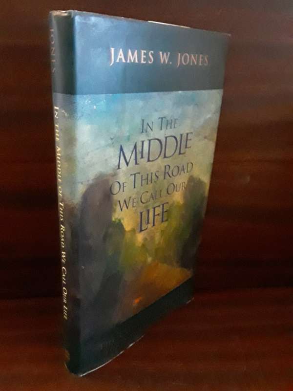 Books -   In the Middle of the Road We call our life , the courage to search for something more