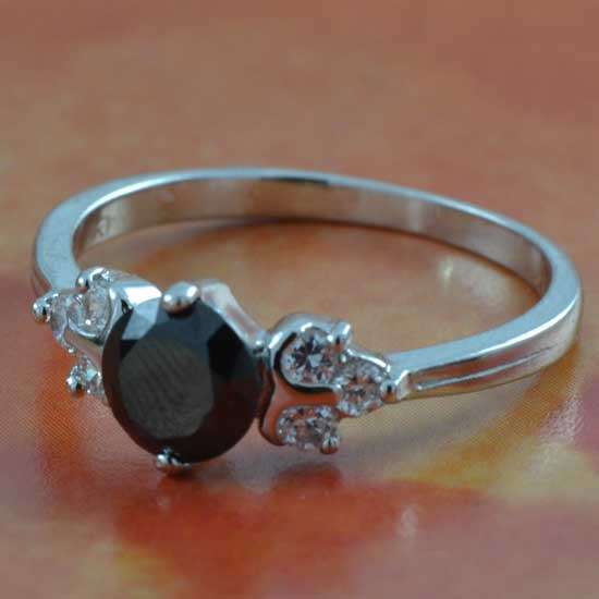 Beautiful Rare 9ct WGF Black Cubic Zirconia Ladies Ring, Size 8 (NOT Gold Plated)