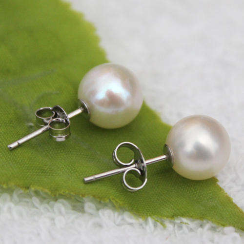 9ct WGF with Pearl Stud Earrings - 6mm (NOT Gold Plated)