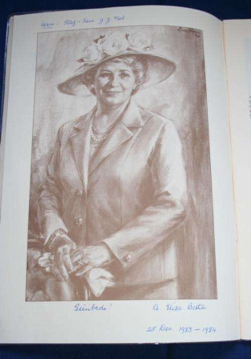 Westbrook 1982 >>>Very Good Condition <<< Good as new >>>> Signed: A Elize Botha <<<<Incl. Postage>>