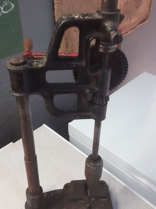 VINTAGE HAND DRILL