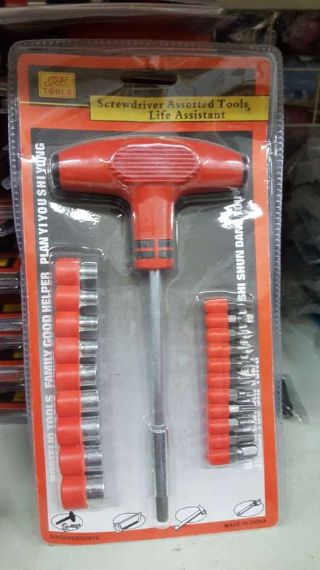 Assorted screwdriver. Please read listing!