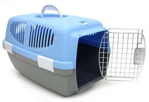 Pet travel carrier BIG. 45x25x26cn. REDUCED TO CLEAR! Please read listing!