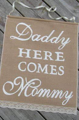 REDUCED TO CLEAR! 'Daddy Here Comes Mommy' decor. View other clearance auctions!