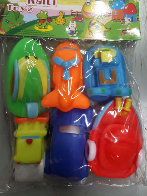 Boat and Car bath set. REDUCED TO CLEAR!! View other clearance auctions!