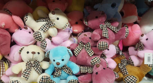 Gorgeous plush toys! Lots of different ones! 10 PER BID!! REDUCED TO CLEAR!!! PLEASE read listing.