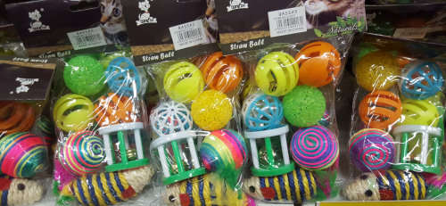 REDUCED TO CLEAR! Cat toys. See our other clearance auctions!