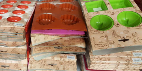 REDUCED TO CLEAR!!! Silicone Bakeware. Various patterns. See other clearance auctions!