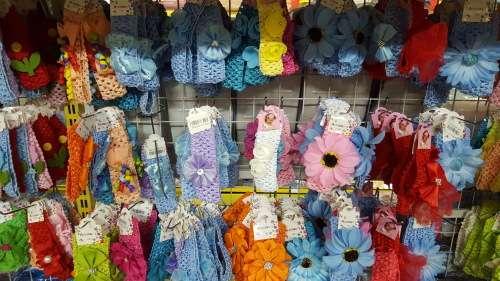 REDUCED TO CLEAR!!! Various girls head bands! View other clearance auctions!!