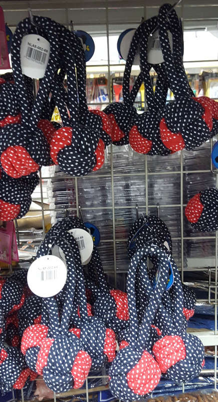 REDUCED TO CLEAR! Pet toy. See our other clearance auctions!