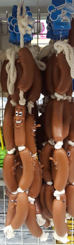 REDUCED TO CLEAR! Pet toy. See our other clearance auctions!
