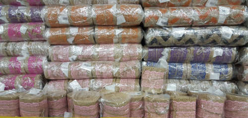 REDUCED TO CLEAR! DIY sackcloth roll. View other clearance auctions!