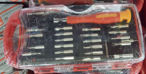 CLEARANCE SALE!! 29 pc screwdriver set!!! View other clearance auctions!.