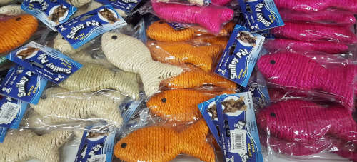 REDUCED TO CLEAR! Cat toy. See our other clearance auctions!