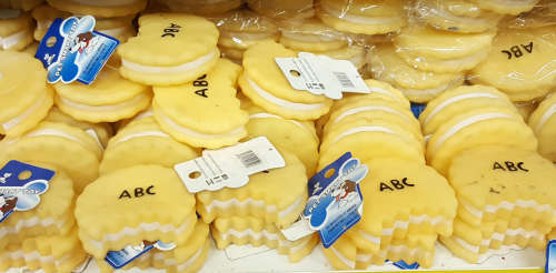 REDUCED TO CLEAR! Pet toy. See our other clearance auctions!