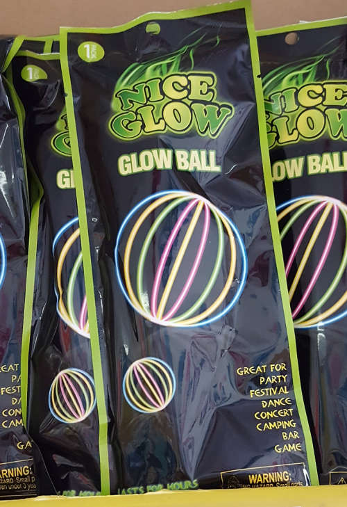 Glow ball!! REDUCED TO CLEAR!! See other clearance auctions!