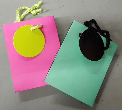 Gift bag! 14x10cm. Various options. CLEARANCE SALE!!! View other clearance auctions!.