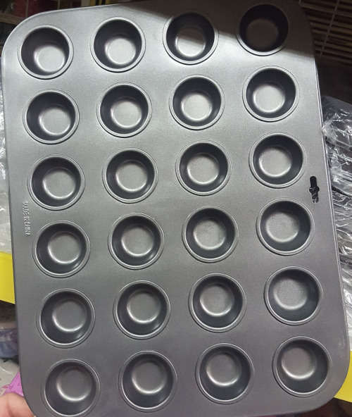 CLEARANCE SALE!! Baking tray. See other clearance auctions!