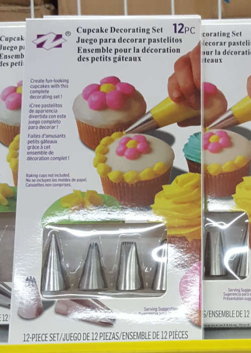 CLEARANCE SALE!! cupcake deco set. See other clearance auctions!