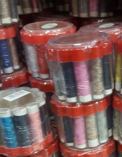 Sewing set. REDUCED TO CLEAR!!! See our other clearance auctions!