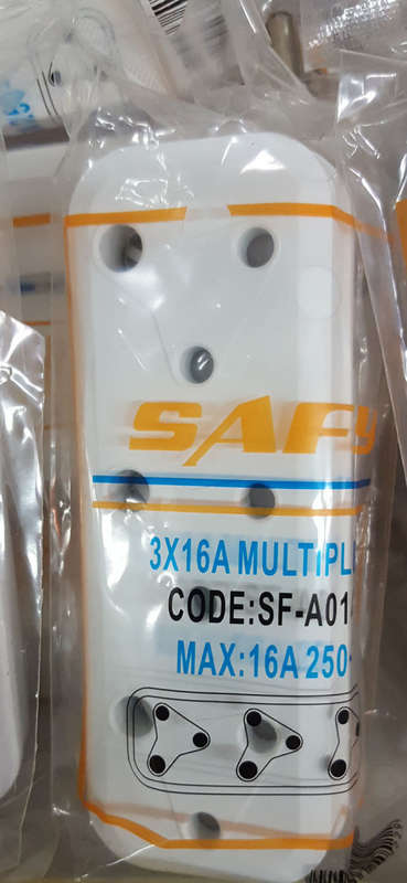 3 Port Multi Plug. REDUCED TO CLEAR!! VIEW OTHER CLEARANCE AUCTIONS!!