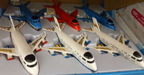 Airplane. REDUCED TO CLEAR!! See other clearance auctions!