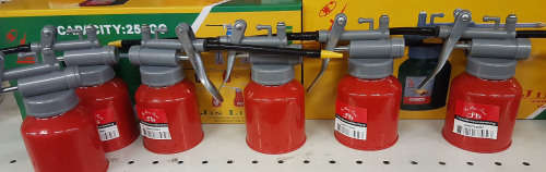 Oil can!!! CLEARANCE SALE!! View other clearance auctions!.