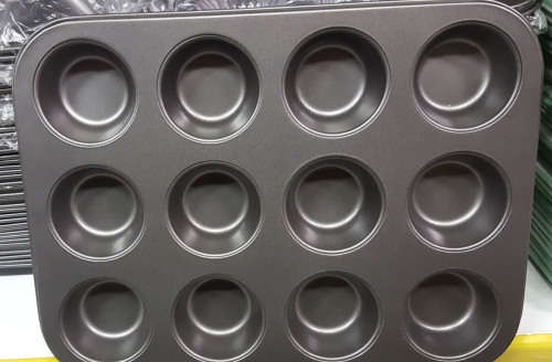 Muffin pan. WHOLESALE Clearance!