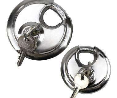 80mm disc padlock!!! CLEARANCE SALE!! View other clearance auctions!.