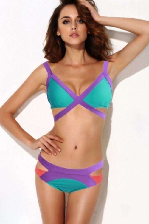 **IN STOCK!!**  SIZE SMALL/LARGE - STUNNING MODERN BIKINI!!