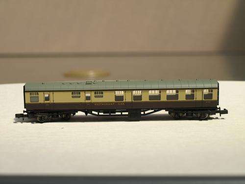 N Scale Graham Farish Passenger Car Set