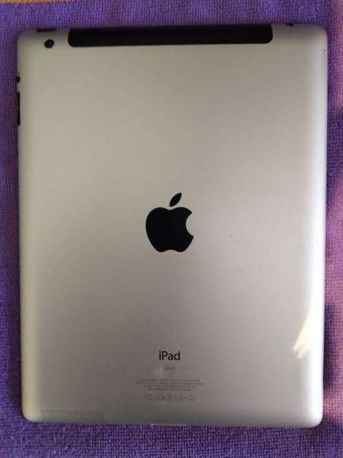 iPad 3rd Generation - 64GB - Wi-Fi + Cellular