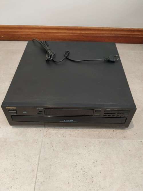 Onkyo 6 CD Carousel (DX-C340)