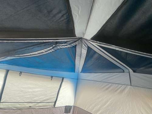Camp Master Instant Cabin 10 Person