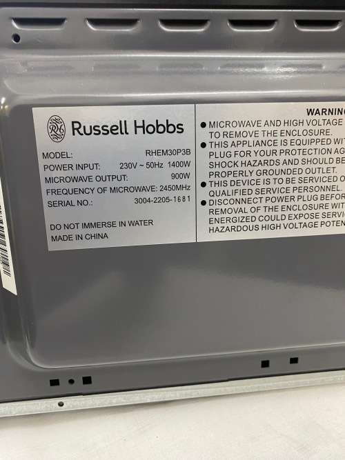 *BARGAIN BUY*DEMO AS NEW RUSSEL HOBS 30lt MICROWAVE- IN BOX -WORTH R2k-GRAB IT 4RM JUST R999!