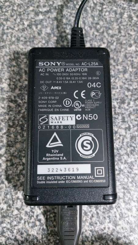 Sony DV Tape Video Camera DCR-HC1000E