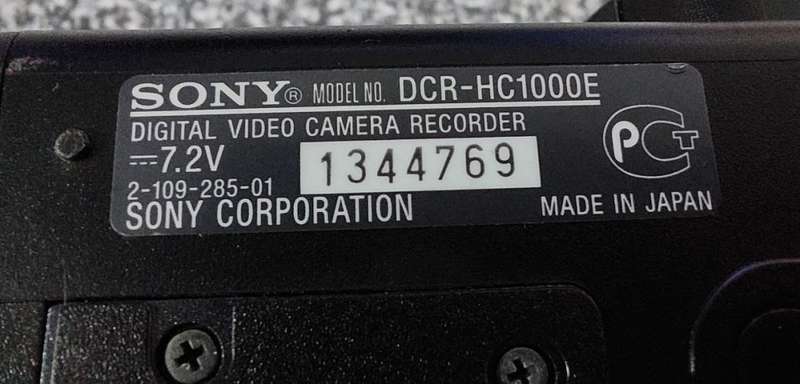 Sony DV Tape Video Camera DCR-HC1000E