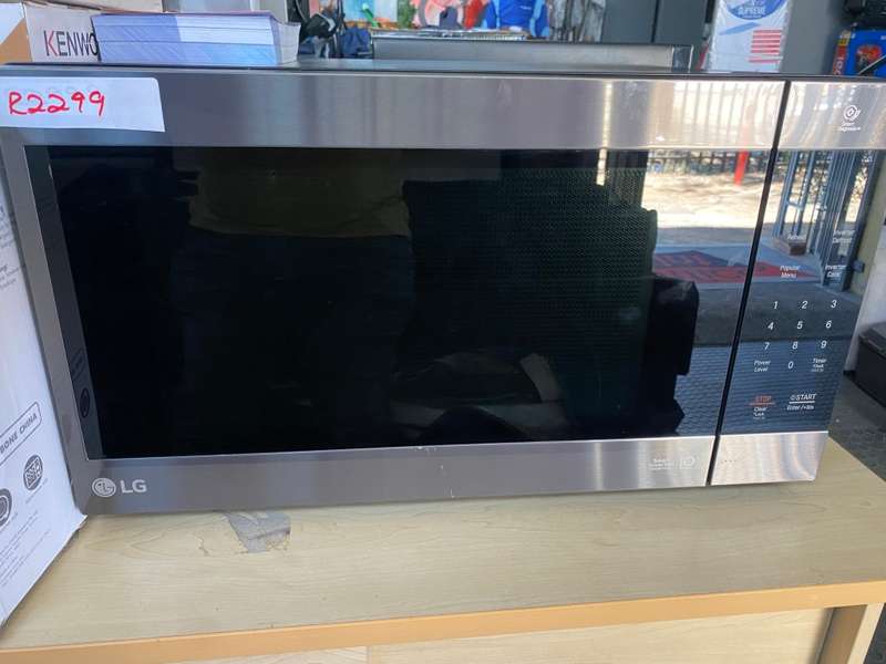 LG 56L Neochef Microwave MS5696HIT