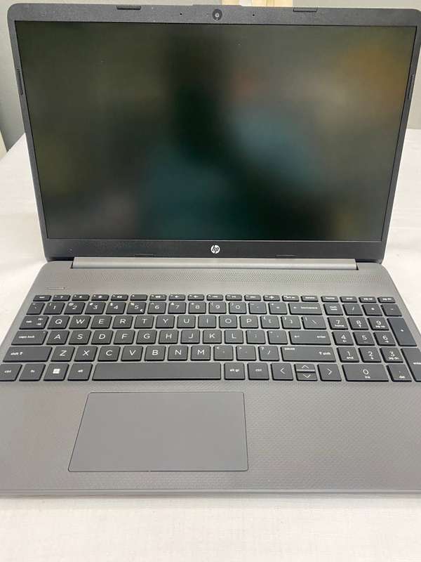 **BARGAIN BUY** DEMO HP 15s N4500, HUGE 8GB RAM, BLAZING 256GB SSD -WORTH R7k - GRAB IT@ JUST R3499!