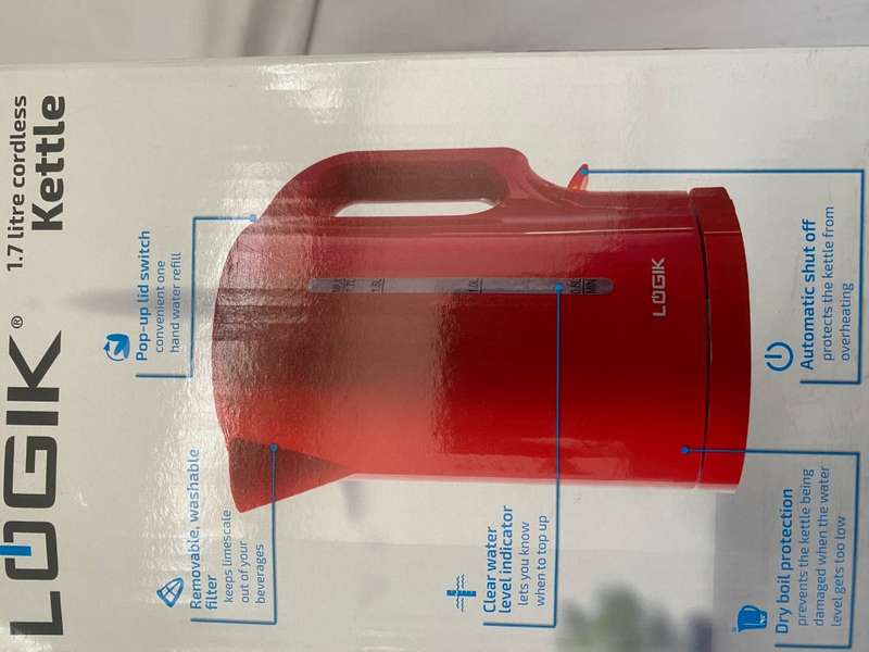 LOGIK 1.7LITRE CORDLESS KETTLE (red)