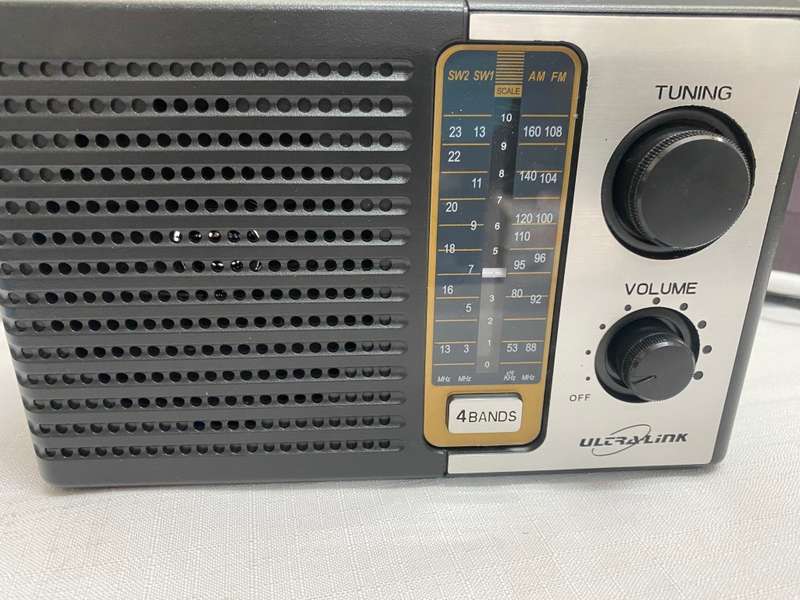 Ultralink Portable FM Radio with built in Rechargeable Battery UL-PA100