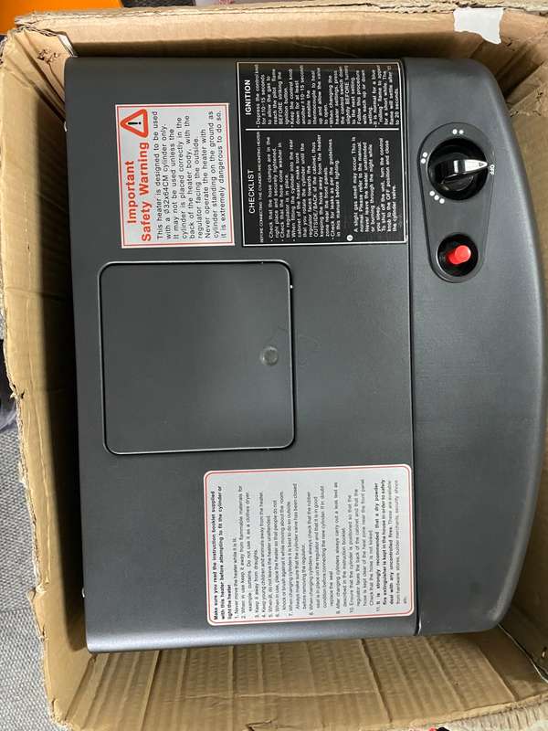 LOGIK 3 PANEL INDOOR GAS HEATER