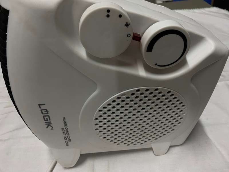 LOGIK 2000W FAN HEATER
