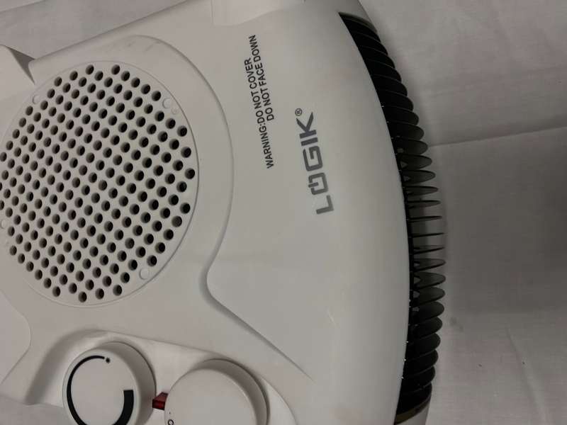 LOGIK 2000W FAN HEATER