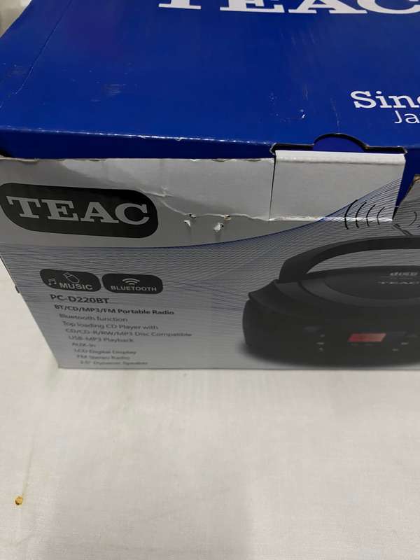 Teac PC-D220BT MP3 Portable Radio