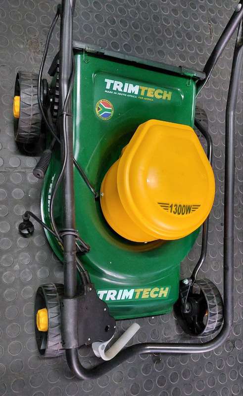 Lawnmowers Trimtech Electric Lawnmower 1300W was listed for 1 899.00 on 19 Aug at 14 01 by Prop Heads in Johannesburg ID 620801198