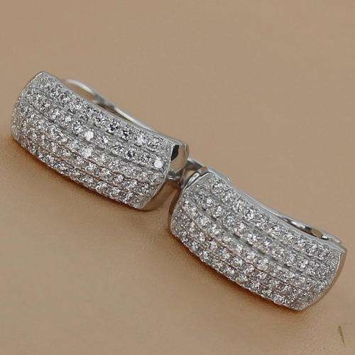 Stunning earing plated 925 silver R180.00
